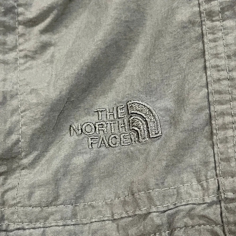 The North Face Cargo Pants Mens Medium Green Convertible Hiking Utility ANL2